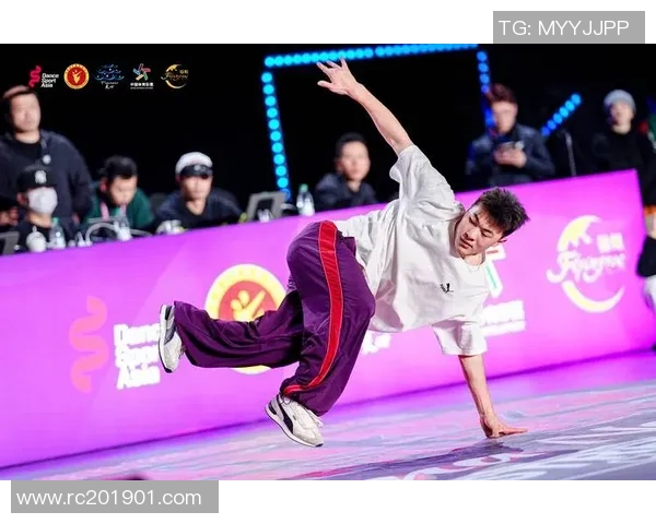 北京街舞队以64分领跑世界街舞大赛积分榜展现强大实力