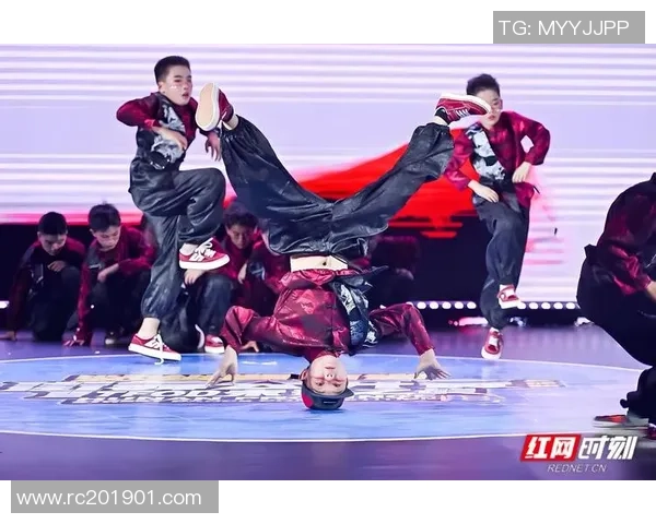 科学街舞训练新方法探索与实践提升舞者状态的有效途径 科学街舞训练新方法探索与实践提升舞者状态的有效途径