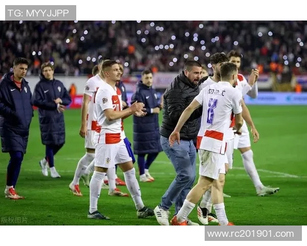 2020年欧国联精彩对决法国队迎战克罗地亚队的激烈较量回顾 2020年欧国联精彩对决法国队迎战克罗地亚队的激烈较量回顾