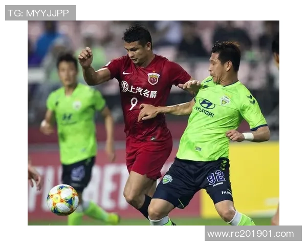 全北现代与上海上港精彩对决集锦回顾赛场瞬间尽显足球魅力与激情 全北现代与上海上港精彩对决集锦回顾赛场瞬间尽显足球魅力与激情